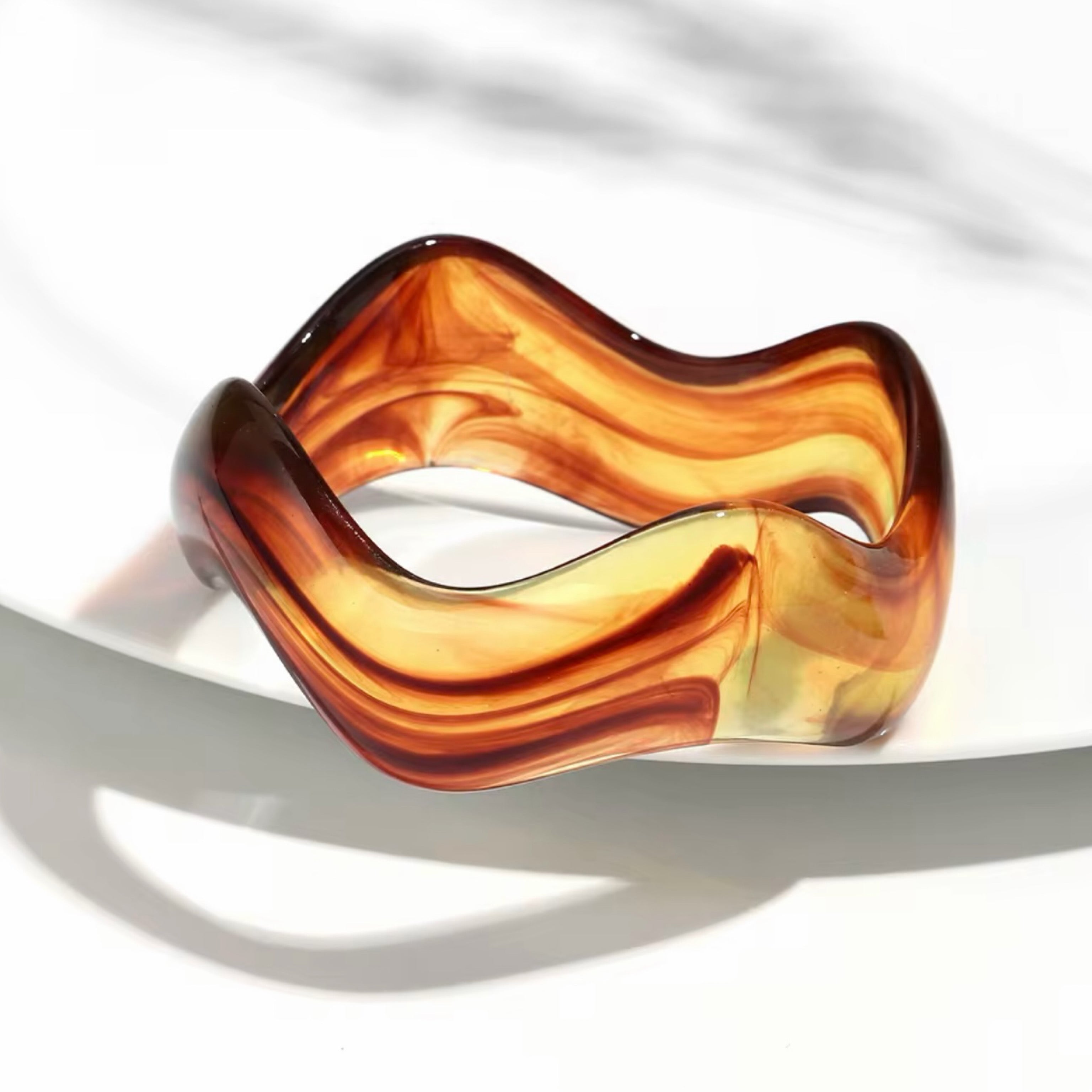 “ Tribal Contrast“